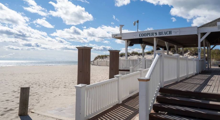Ultimate Hamptons Weekend Itinerary Featured Image
