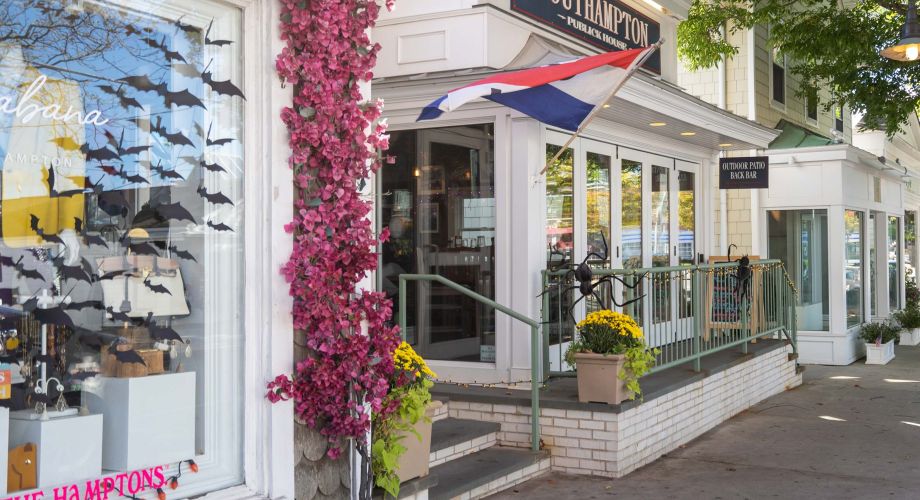 Why the Hamptons Are Magical Year-Round Featured Image